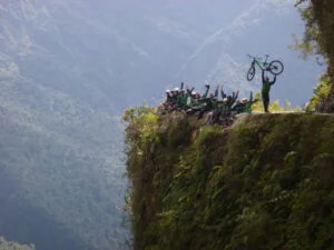 Yungas, road death bycicle